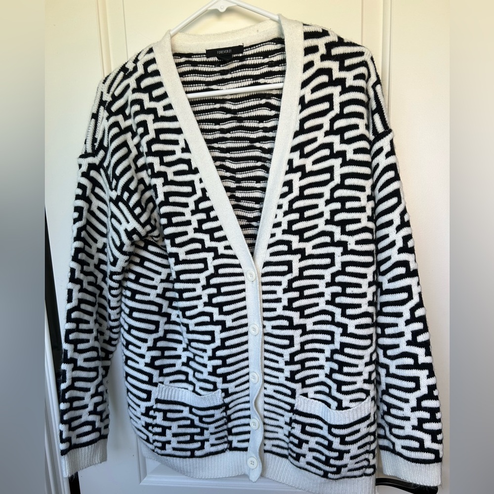 Forever 21 Black and White Striped Sweater